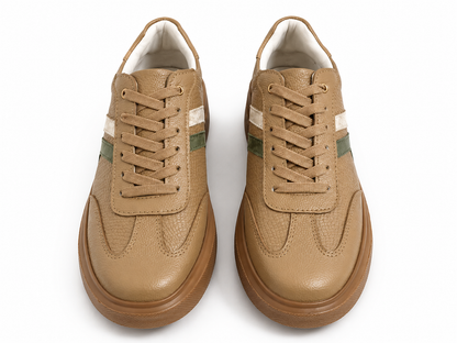 Tenis Oasis taupe en cuero